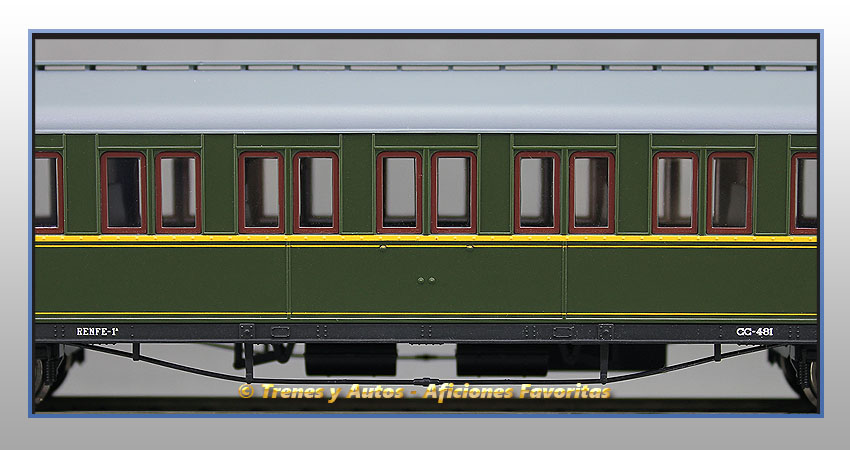 Coche pasajeros verderón Serie 360/576 CC-481 3ª Clase - Renfe