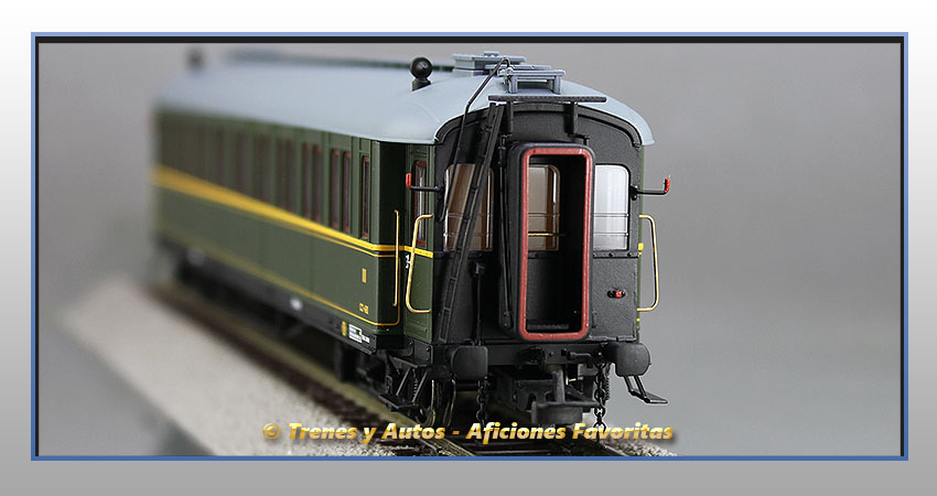 Coche pasajeros verderón Serie 360/576 CC-481 3ª Clase - Renfe