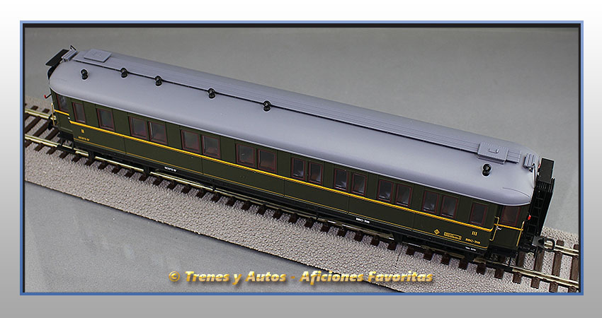 Coche pasajeros verderón Serie 301/318 BBC-318 2ª y 3ª Clase - Renfe