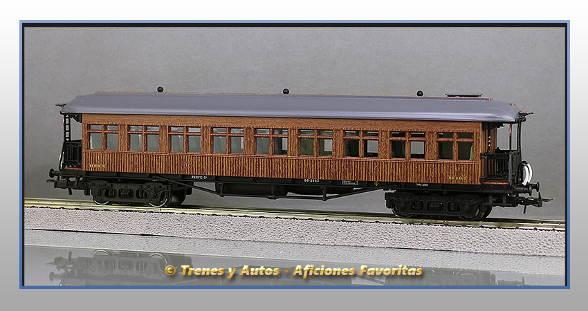 Coche pasajeros costa BB-2463 2ª Clase - Renfe
