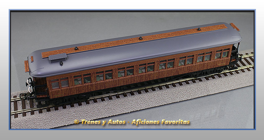Coche pasajeros costa BB-2463 2ª Clase - Renfe