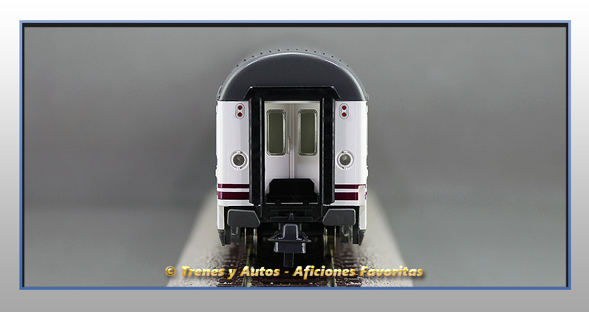 Coche pasajeros Serie 10000 A10x-10014 Pantone "Largo Recorrido" - Renfe