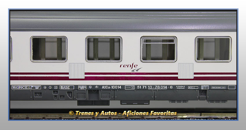 Coche pasajeros Serie 10000 A10x-10014 Pantone "Largo Recorrido" - Renfe