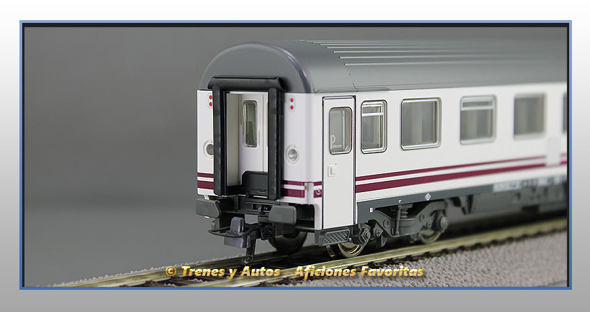 Coche pasajeros Serie 10000 A10x-10014 Pantone "Largo Recorrido" - Renfe