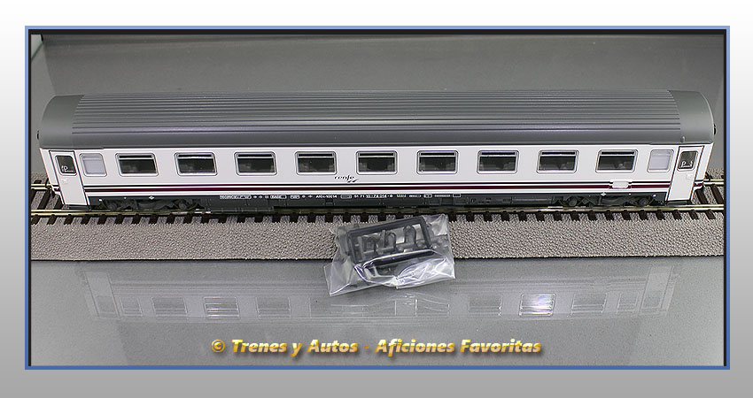 Coche pasajeros Serie 10000 A10x-10014 Pantone "Largo Recorrido" - Renfe (Complementos)