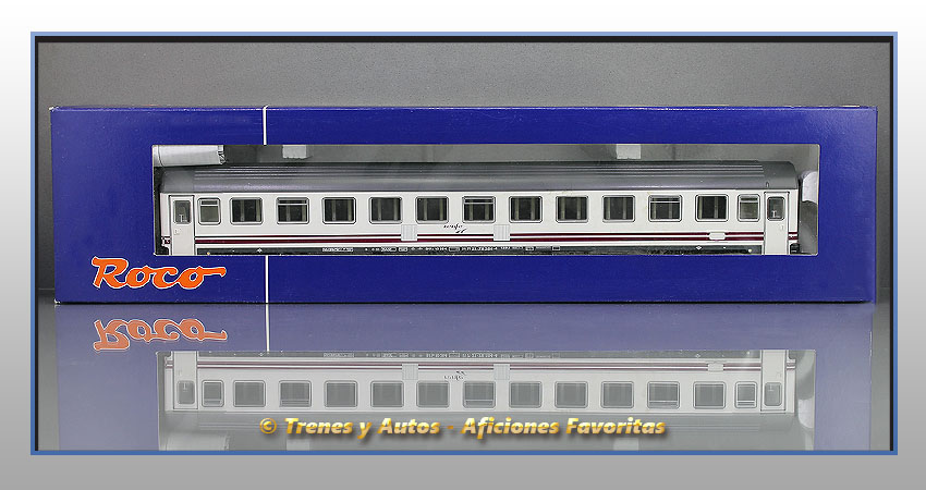 Coche pasajeros Serie 10000 B11x-10284 Pantone "Largo Recorrido" - Renfe