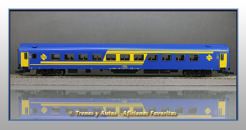 Coche pasajeros Serie 9000 AA-9001 - Renfe