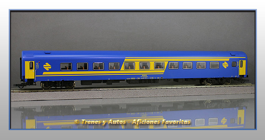 Coche pasajeros Serie 9000 AA-9001 - Renfe