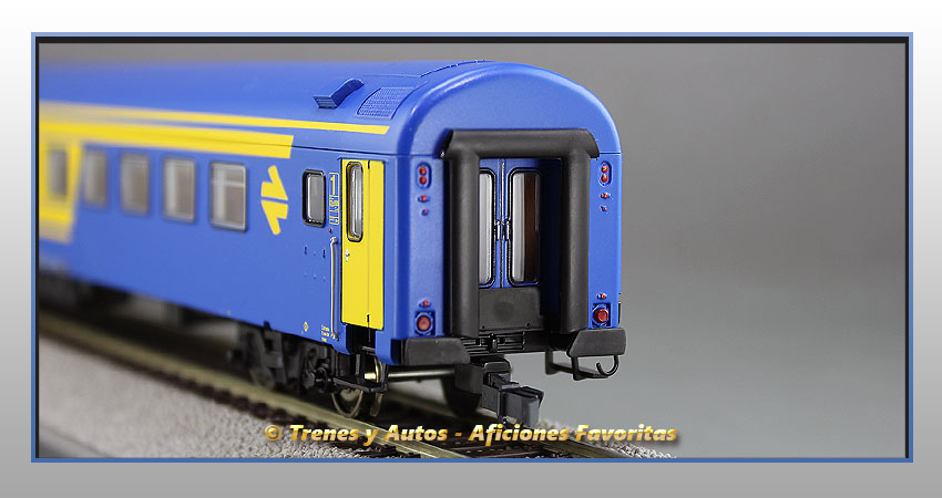 Coche pasajeros Serie 9000 AA-9001 - Renfe