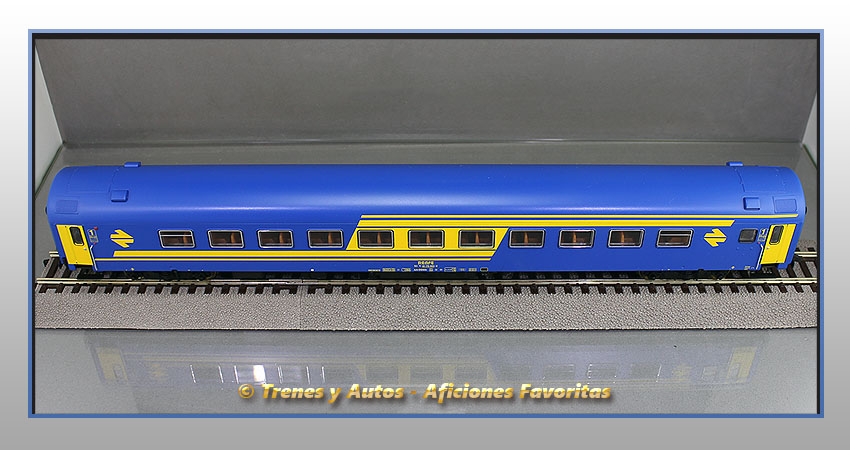 Coche pasajeros Serie 9000 AA-9001 - Renfe