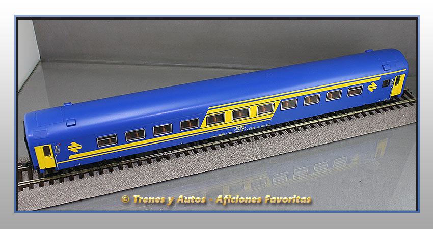 Coche pasajeros Serie 9000 AA-9001 - Renfe