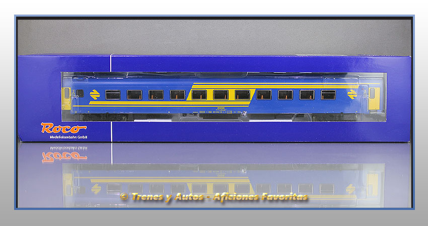 Coche pasajeros Serie 9200 BB-9242 - Renfe