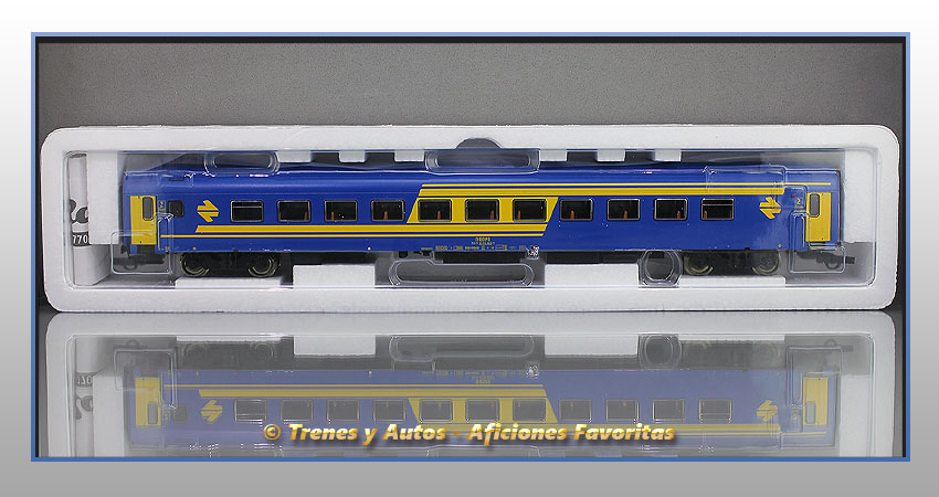 Coche pasajeros Serie 9200 BB-9242 - Renfe
