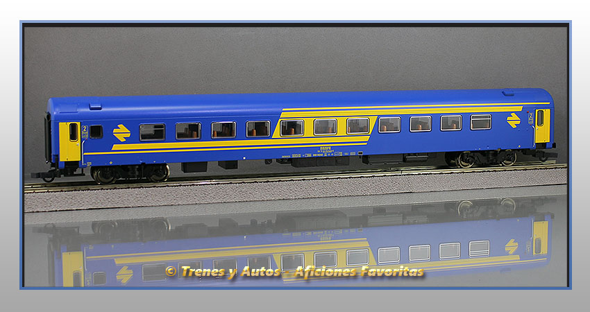 Coche pasajeros Serie 9200 BB-9242 - Renfe