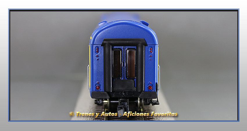 Coche pasajeros Serie 9200 BB-9242 - Renfe