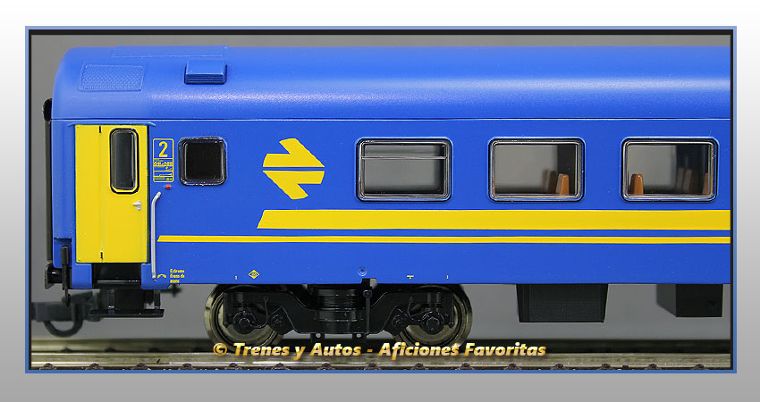 Coche pasajeros Serie 9200 BB-9242 - Renfe