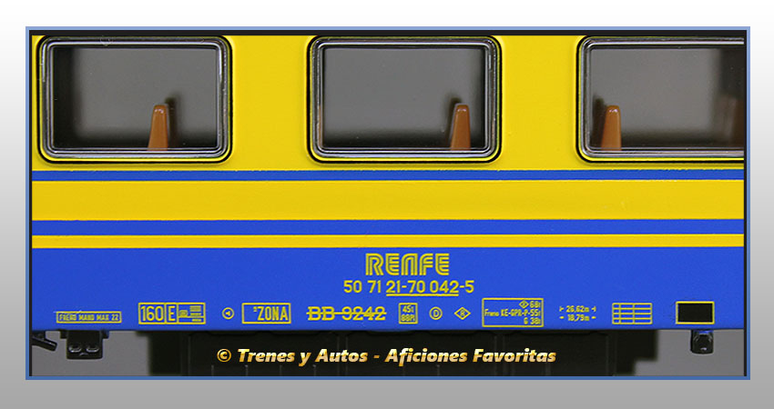 Coche pasajeros Serie 9200 BB-9242 - Renfe