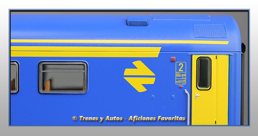 Coche pasajeros Serie 9200 BB-9242 - Renfe