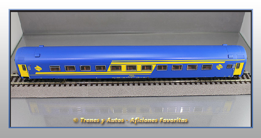 Coche pasajeros Serie 9200 BB-9242 - Renfe
