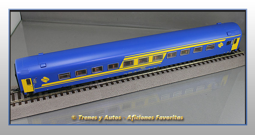 Coche pasajeros Serie 9200 BB-9242 - Renfe