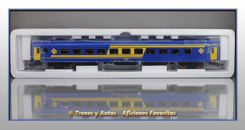Coche pasajeros Serie 9800 BBR-9802 - Renfe