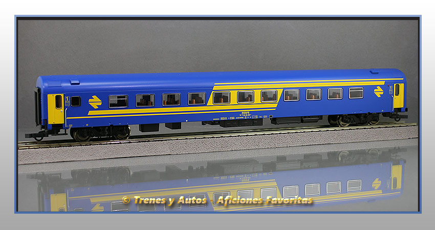 Coche pasajeros Serie 9800 BBR-9802 - Renfe