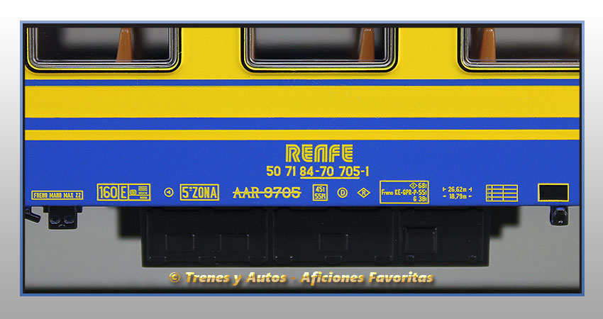 Coche pasajeros Serie 9800 BBR-9802 - Renfe