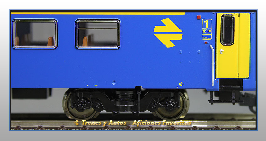 Coche pasajeros Serie 9800 BBR-9802 - Renfe