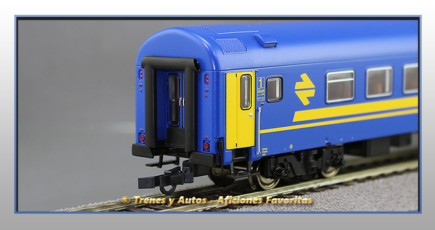 Coche pasajeros Serie 9800 BBR-9802 - Renfe