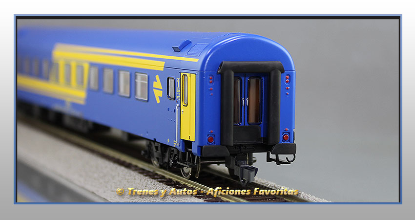 Coche pasajeros Serie 9800 BBR-9802 - Renfe