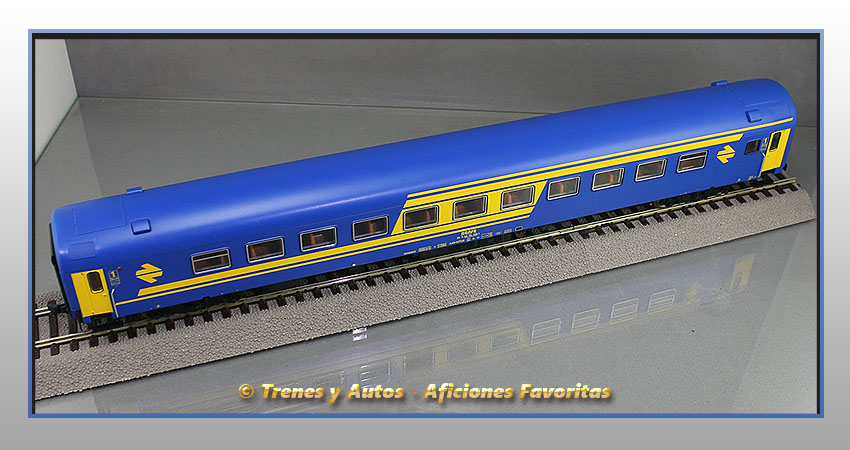 Coche pasajeros Serie 9800 BBR-9802 - Renfe
