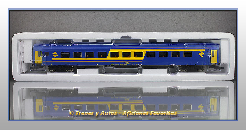Coche pasajeros Serie 9200 BB-9230 - Renfe