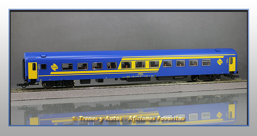 Coche pasajeros Serie 9200 BB-9230 - Renfe