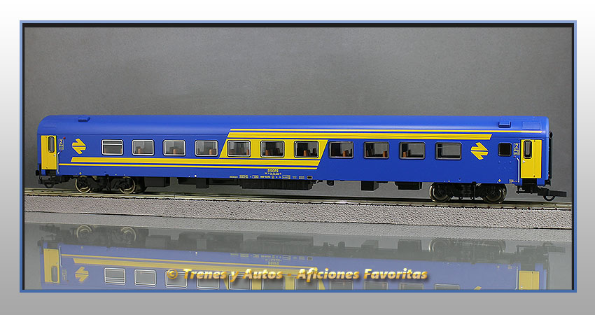 Coche pasajeros Serie 9200 BB-9230 - Renfe