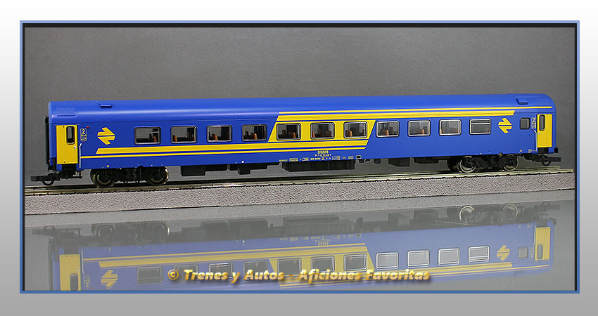 Coche pasajeros Serie 9200 BB-9230 - Renfe