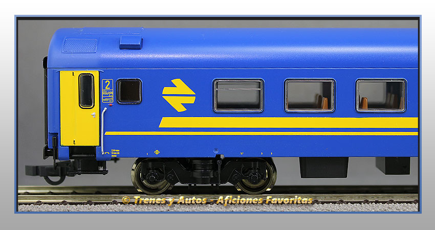 Coche pasajeros Serie 9200 BB-9230 - Renfe