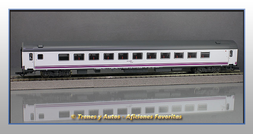 Coche pasajeros Serie 9000 A12t-9008 "Renfe Operadora" Clase 1ª Preferente - Renfe