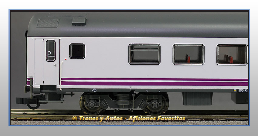 Coche pasajeros Serie 9000 A12t-9008 "Renfe Operadora" Clase 1ª Preferente - Renfe