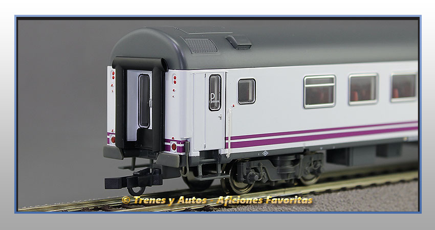 Coche pasajeros Serie 9000 A12t-9008 "Renfe Operadora" Clase 1ª Preferente - Renfe