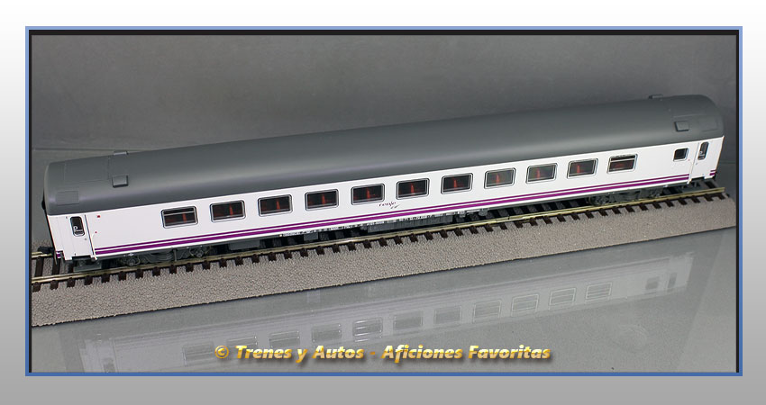 Coche pasajeros Serie 9000 A12t-9008 "Renfe Operadora" Clase 1ª Preferente - Renfe