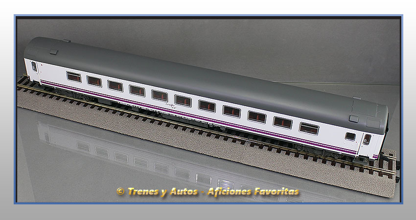 Coche pasajeros Serie 9000 A12t-9008 "Renfe Operadora" Clase 1ª Preferente - Renfe