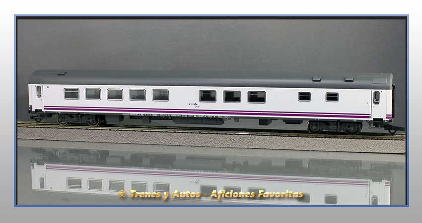 Coche pasajeros Serie 9900 Pantone RRRt-9907 Restaurante - Renfe