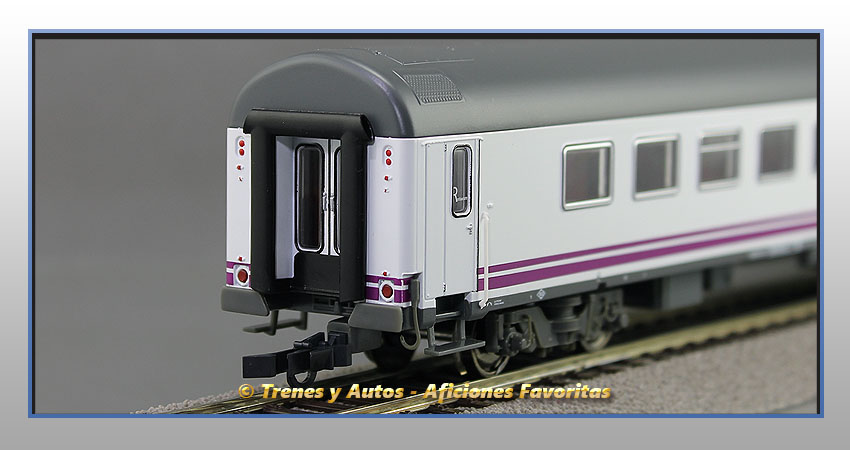Coche pasajeros Serie 9900 Pantone RRRt-9907 Restaurante - Renfe