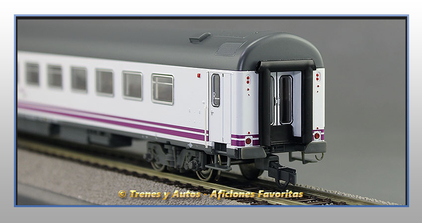 Coche pasajeros Serie 9900 Pantone RRRt-9907 Restaurante - Renfe