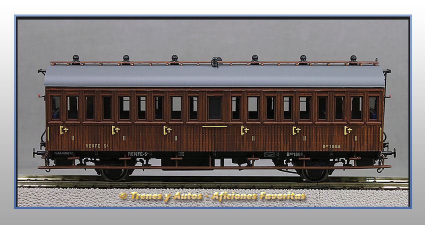 Coche pasajeros Serie 1678/1835 Bhv-1668 2ª Clase - Renfe