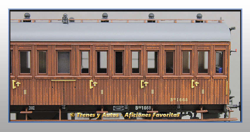 Coche pasajeros Serie 1678/1835 Bhv-1668 2ª Clase - Renfe
