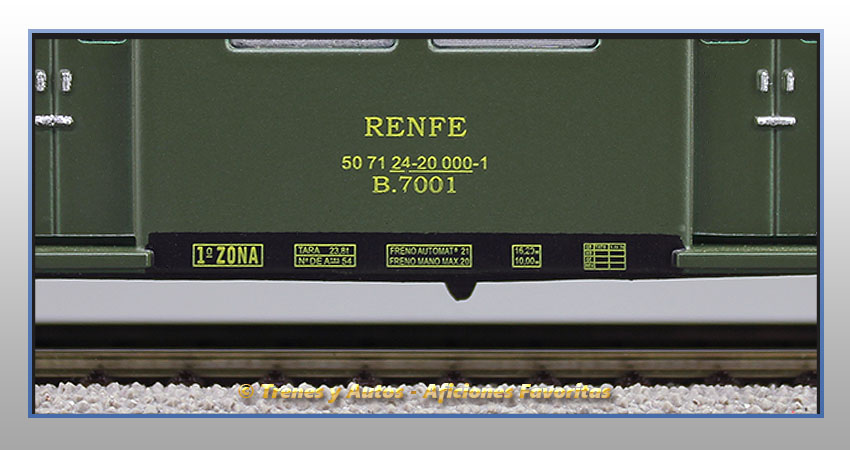 Coche pasajeros Serie 7000 "Yenkas" B-7001 2ª Clase - Renfe