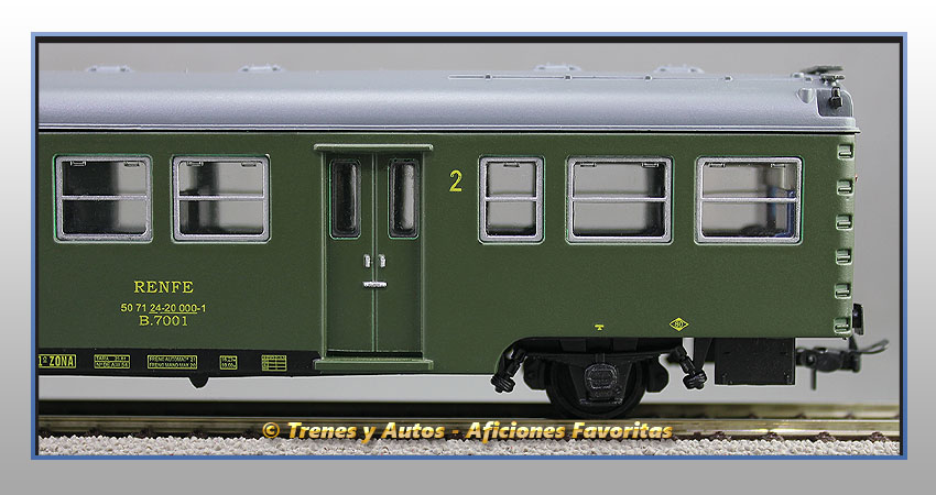 Coche pasajeros Serie 7000 "Yenkas" B-7001 2ª Clase - Renfe