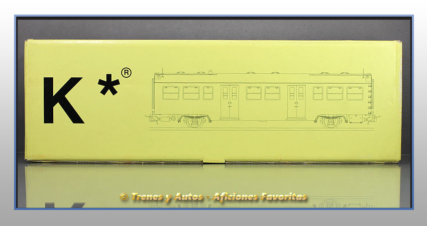 Coche pasajeros Serie 7000 "Yenkas" B-7008 2ª Clase - Renfe