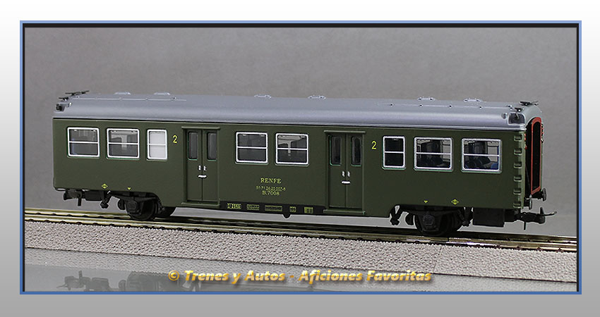 Coche pasajeros Serie 7000 "Yenkas" B-7008 2ª Clase - Renfe